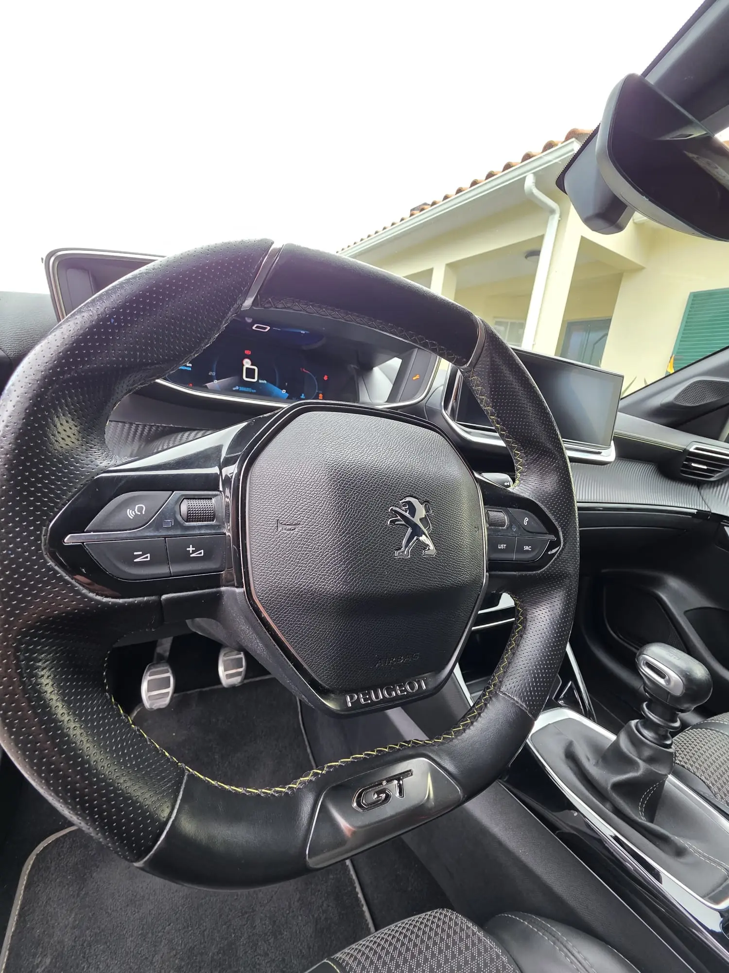 Peugeot 208 1.2 PureTech GT Line 18