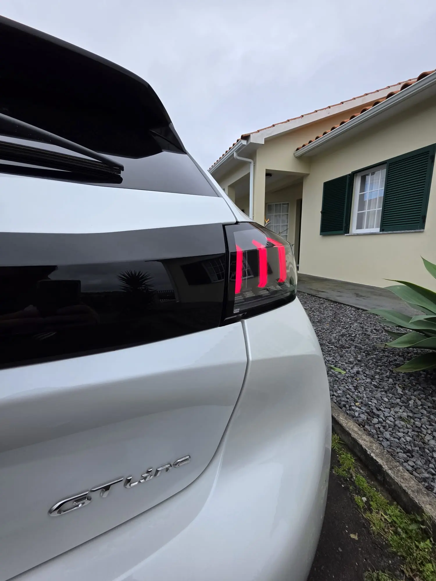 Peugeot 208 1.2 PureTech GT Line 11