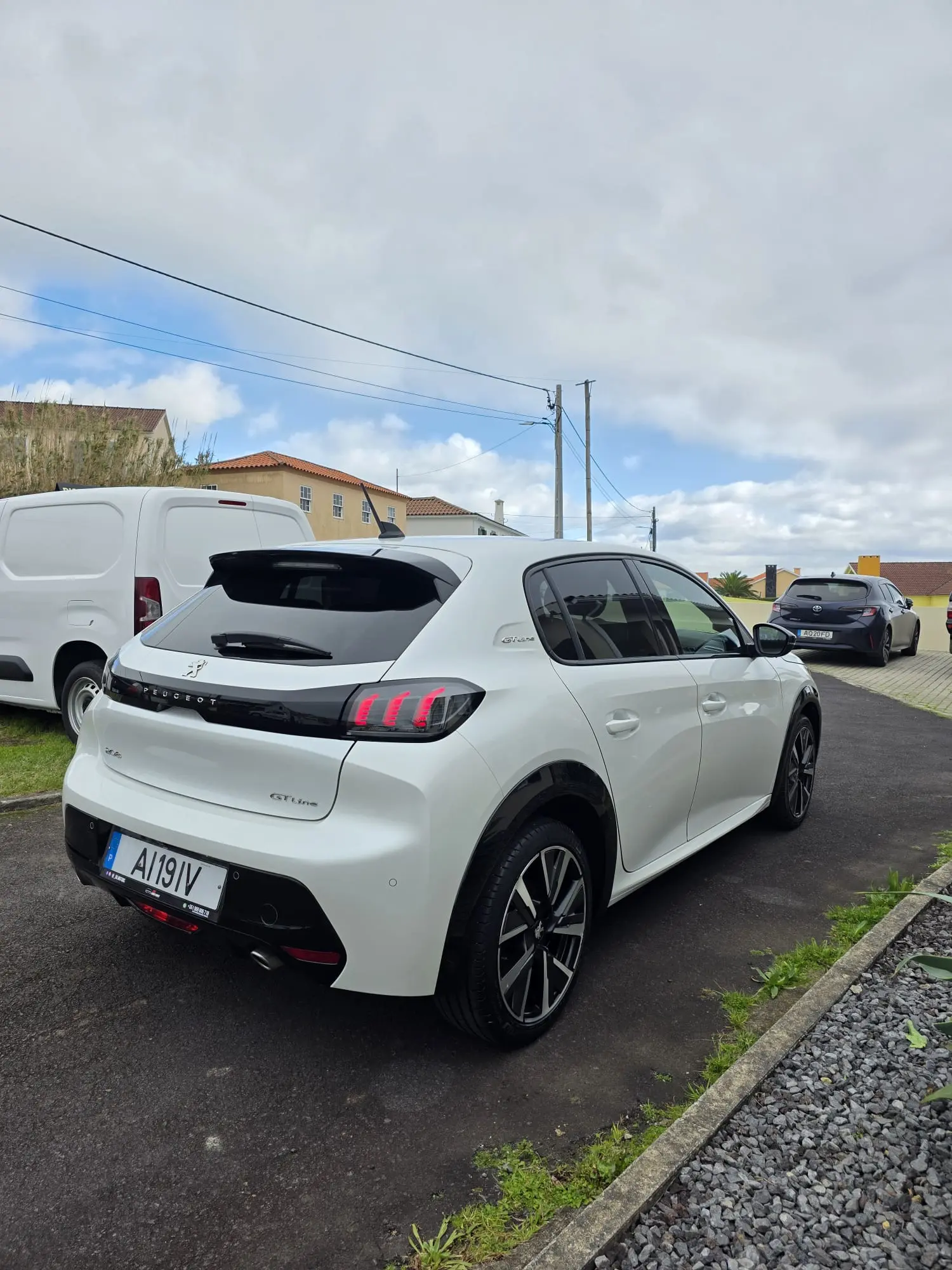 Peugeot 208 1.2 PureTech GT Line 4