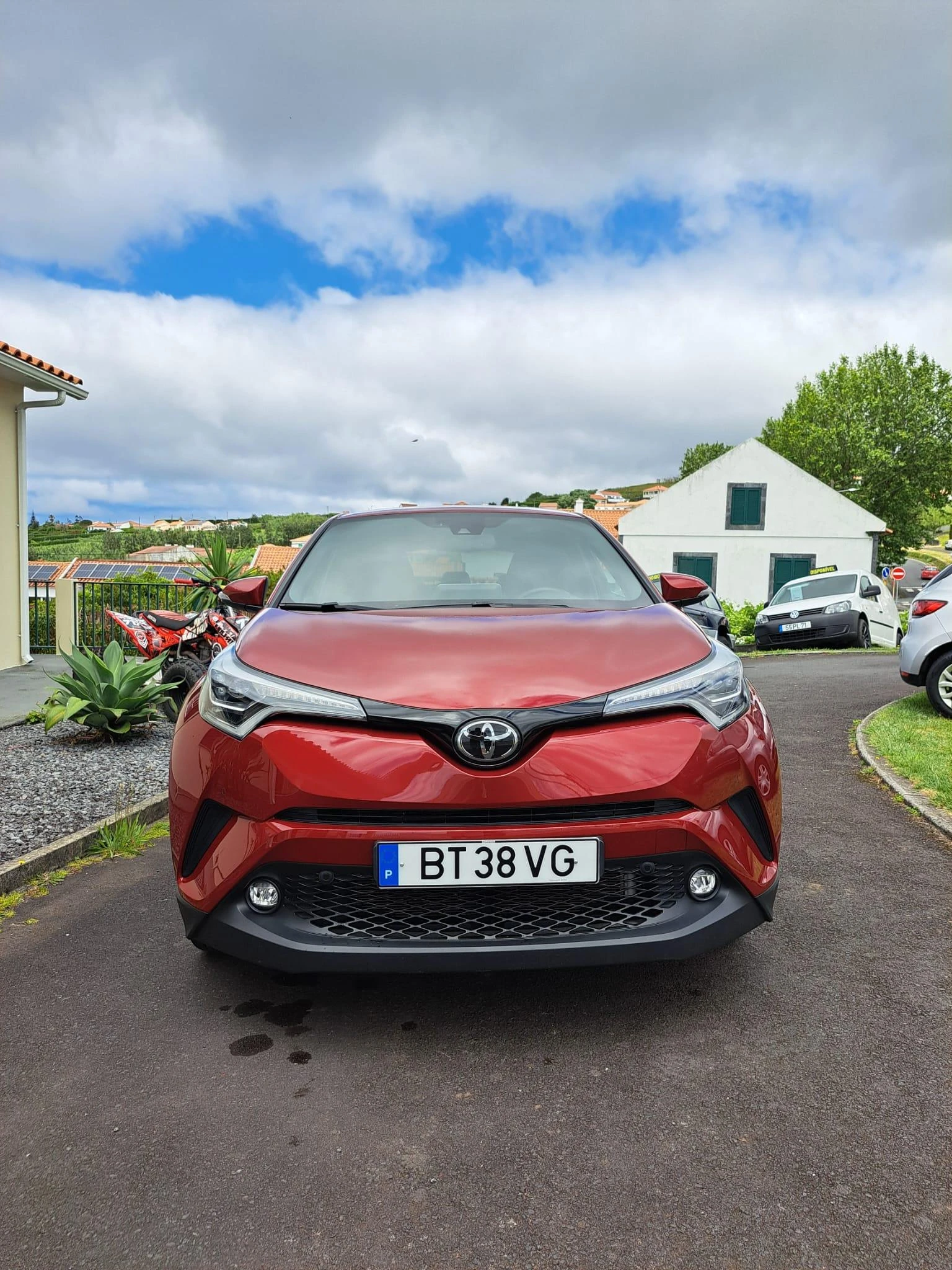 Toyota C-HR null 2