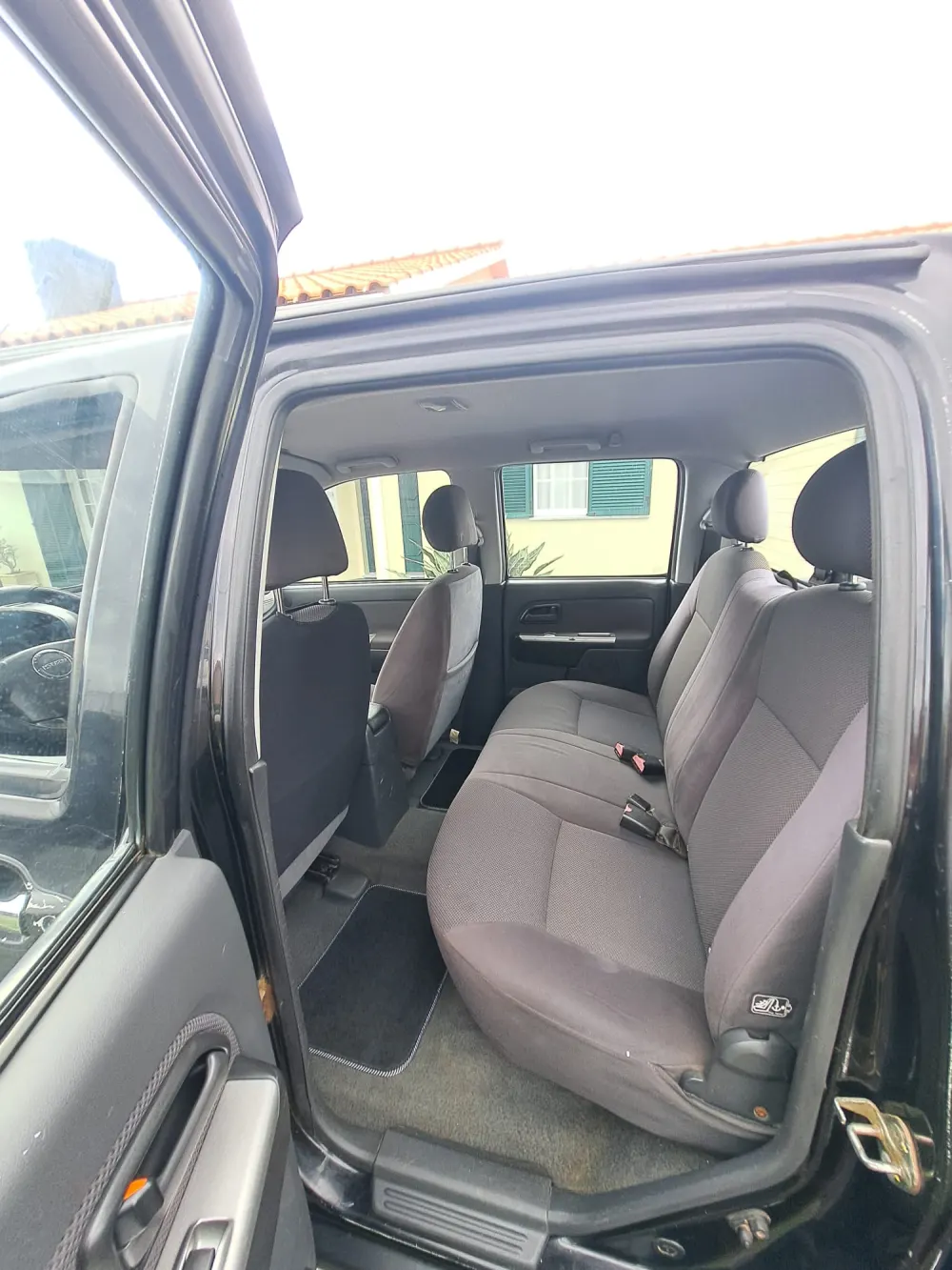 Isuzu D-Max 9