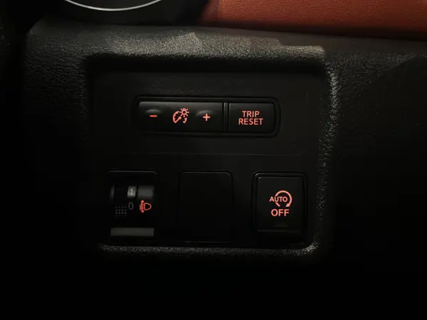 Nissan Micra 0.9 IG-T N-Connecta S/S 25