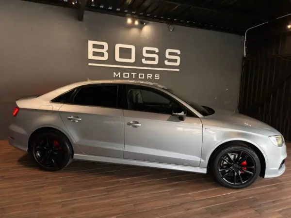 Audi A3 Limousine 1.6 TDI S-line 11