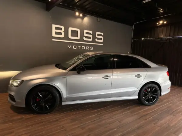 Audi A3 Limousine 1.6 TDI S-line 15