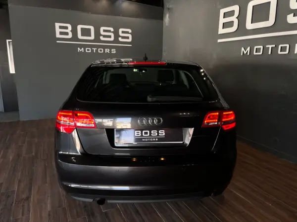 Audi A3 Sportback 1.6 TDI Advance Ultra 8