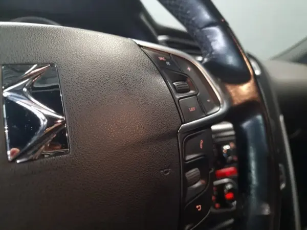 Citroen DS4 1.6 BlueHDi So Chic 26
