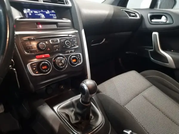 Citroen DS4 1.6 BlueHDi So Chic 30