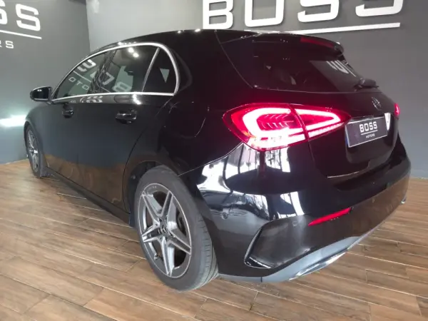 Mercedes-Benz A 180 d AMG Line Aut. 11