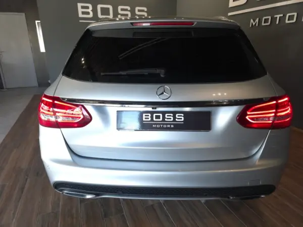 Mercedes-Benz C 200 BlueTEC AMG Line 17