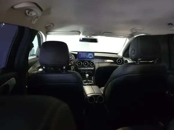 Mercedes-Benz C 200 BlueTEC AMG Line 25