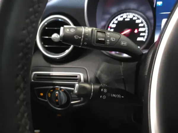 Mercedes-Benz C 200 BlueTEC AMG Line 34