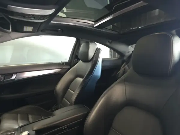Mercedes-Benz C 220 Outro 16