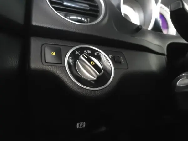 Mercedes-Benz C 220 Outro 23