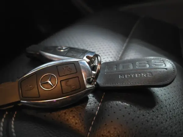 Mercedes-Benz C 220 Outro 36