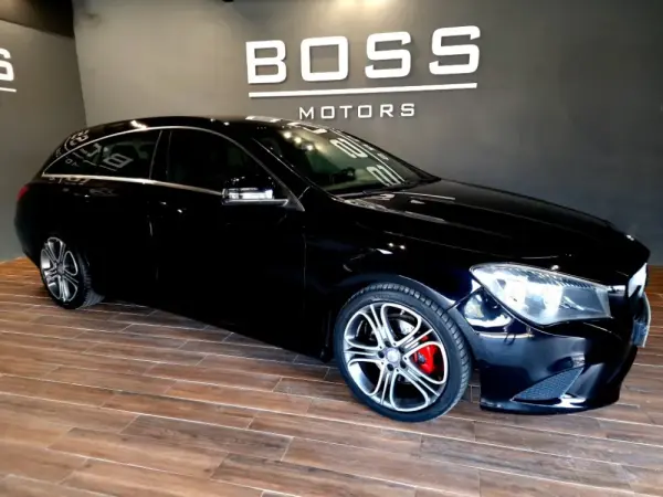 Mercedes-Benz CLA 200 d Shooting Brake Urban 2