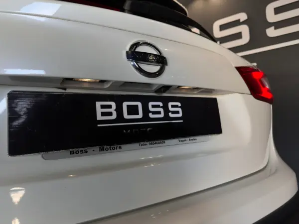 Nissan Qashqai 1.5 dCi Tekna Premium 11