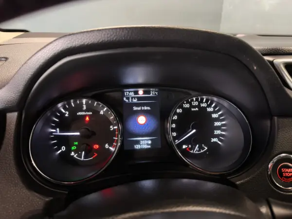 Nissan Qashqai 1.5 dCi Tekna Premium 19