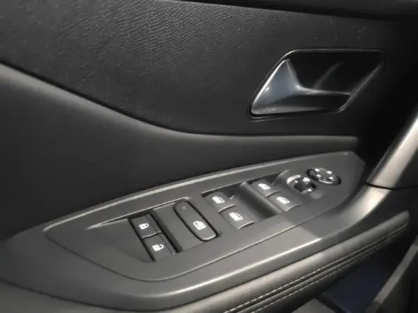 Peugeot 308 SW 1.5 BlueHDi Allure EAT8 27