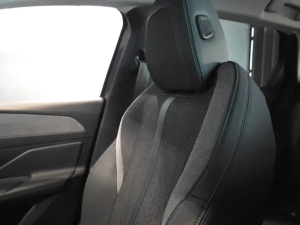 Peugeot 308 SW 1.5 BlueHDi Allure EAT8 36