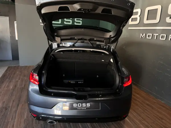 Renault Mégane 1.6 dCi Bose Edition SS 16