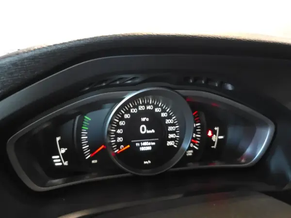 Volvo V40 1.6 D2 Momentum 30