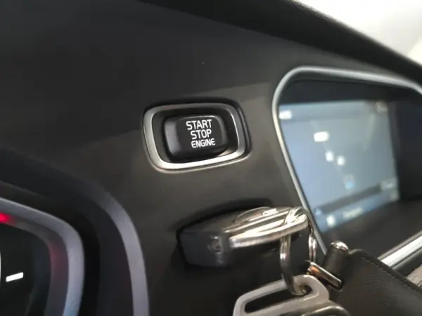 Volvo V40 1.6 D2 Momentum 32