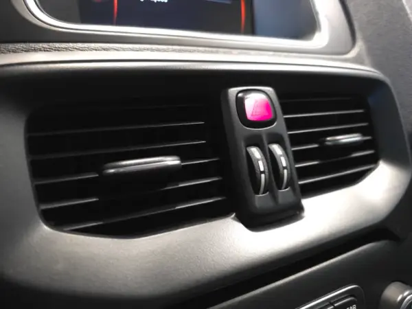 Volvo V40 1.6 D2 Momentum 35
