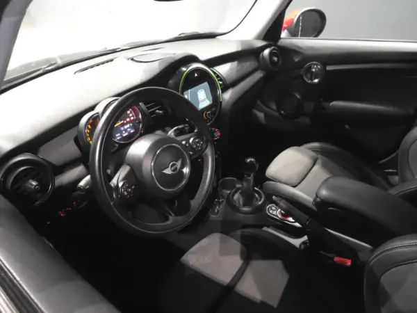 MINI 5 Portas Cooper D 12