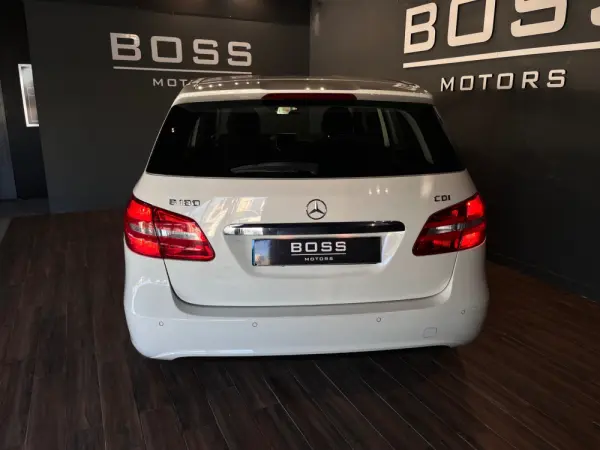 Mercedes-Benz B 180 (CDI) d Urban 9
