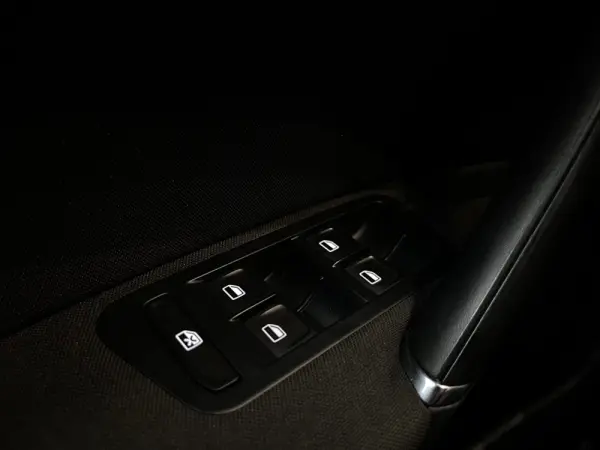 Volkswagen Golf 1.6 TDi Edition 27