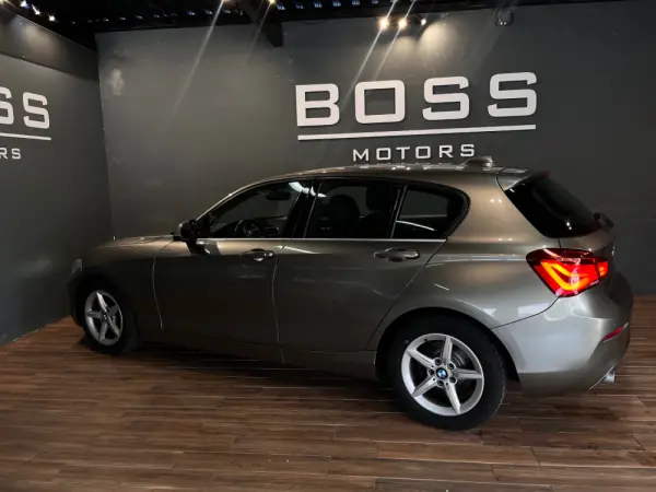 BMW 116 d Sport Line 7
