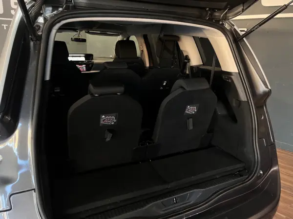 Citroen C4 Spacetourer 1.5 BlueHDi Feel EAT8 11