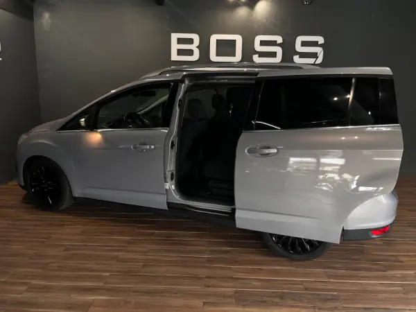 Ford Grand C-Max 1.6 TDCi Titanium S/S 11