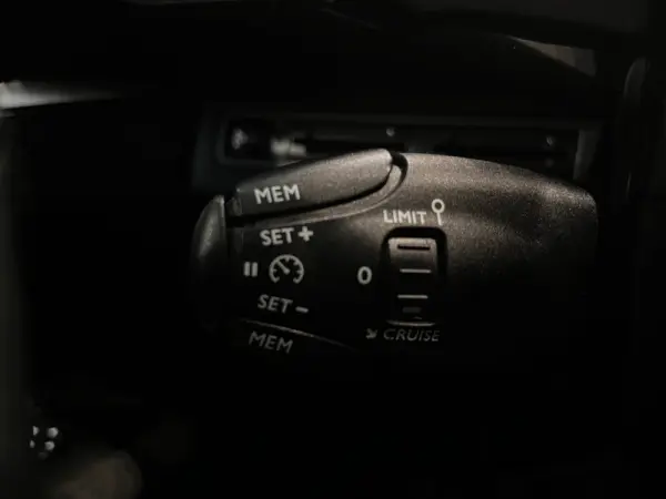 Peugeot 3008 BlueHDi 130 Stop & Start EAT8 Active 21