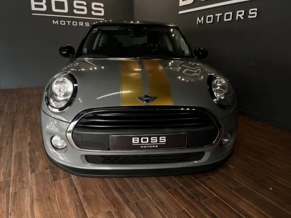 MINI 3 Portas One D 6