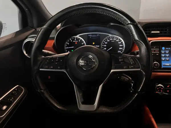 Nissan Micra 0.9 IG-T N-Connecta S/S 15