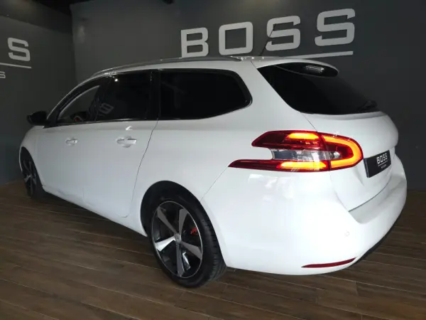 Peugeot 308 SW 1.6 BlueHDi Allure 12