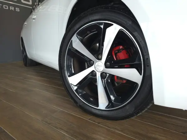 Peugeot 308 SW 1.6 BlueHDi Allure 9