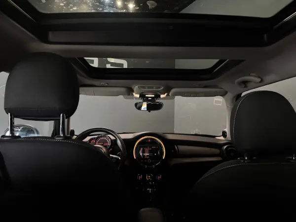 MINI 3 Portas One D 13