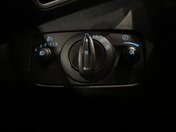 Ford Grand C-Max 1.6 TDCi Titanium S/S 23