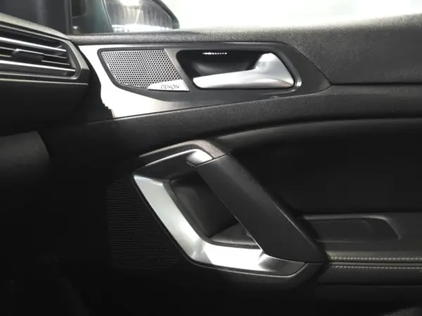 Peugeot 308 SW 1.6 BlueHDi Allure 32