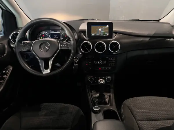Mercedes-Benz B 180 (CDI) d Urban 14
