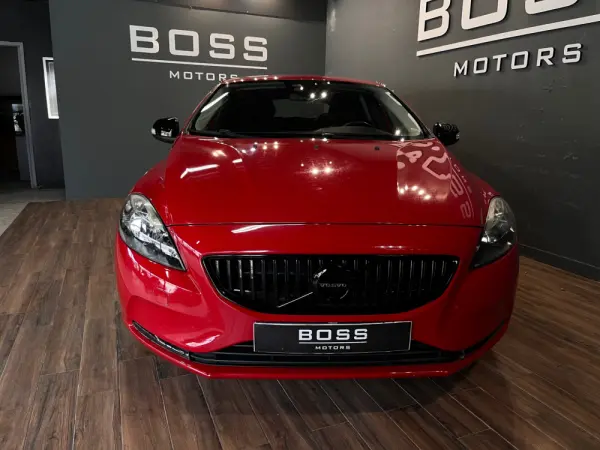 Volvo V40 6