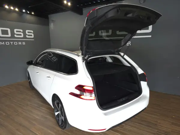Peugeot 308 SW 1.6 BlueHDi Allure 15