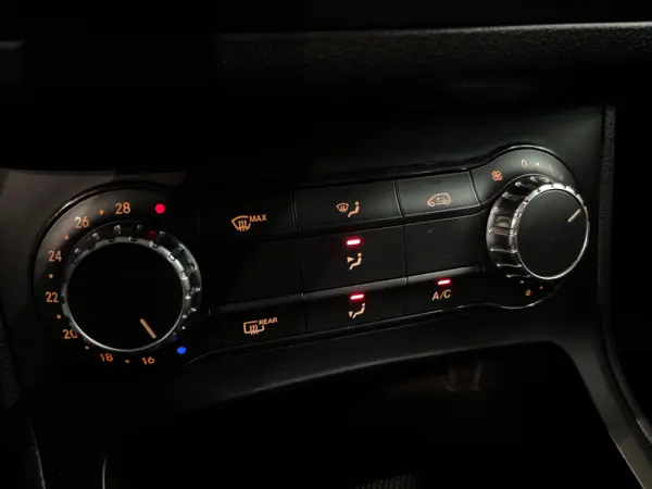 Mercedes-Benz B 180 (CDI) d Urban 18