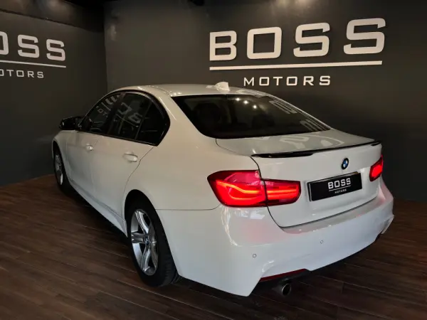 BMW 318 d Line Sport 6