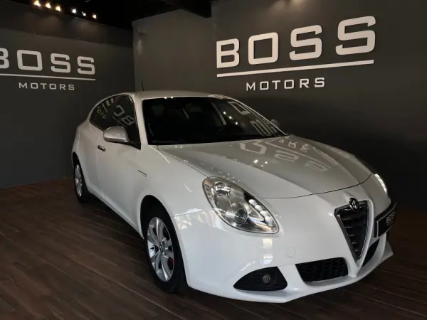 Alfa Romeo Giulietta 1.6 JTDM Exclusive 3