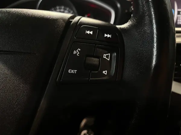Volvo V40 21