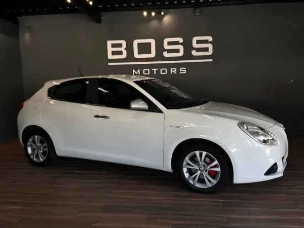 Alfa Romeo Giulietta 1.6 JTDM Exclusive 4