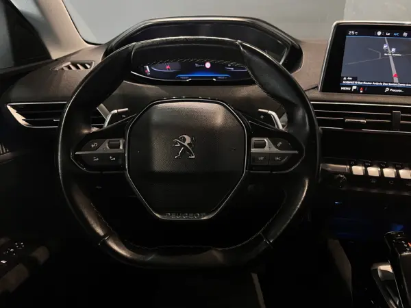 Peugeot 3008 BlueHDi 130 Stop & Start EAT8 Active 12